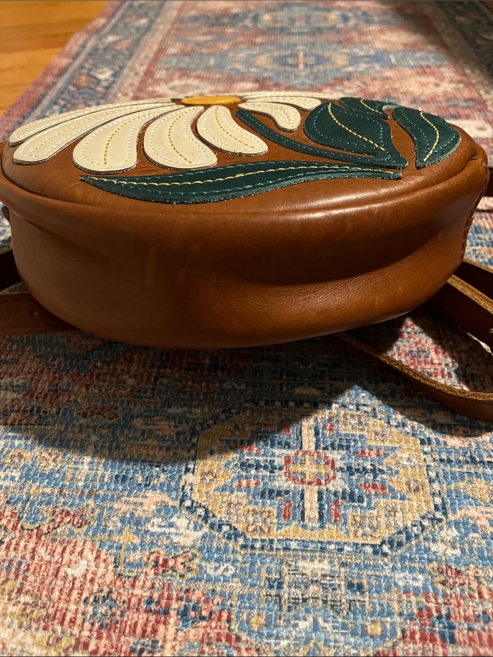 Portland Wildflower Circle Large Crossbody bag - Picture 8 of 8